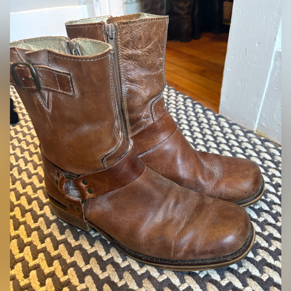 Bull boxer boots size 42